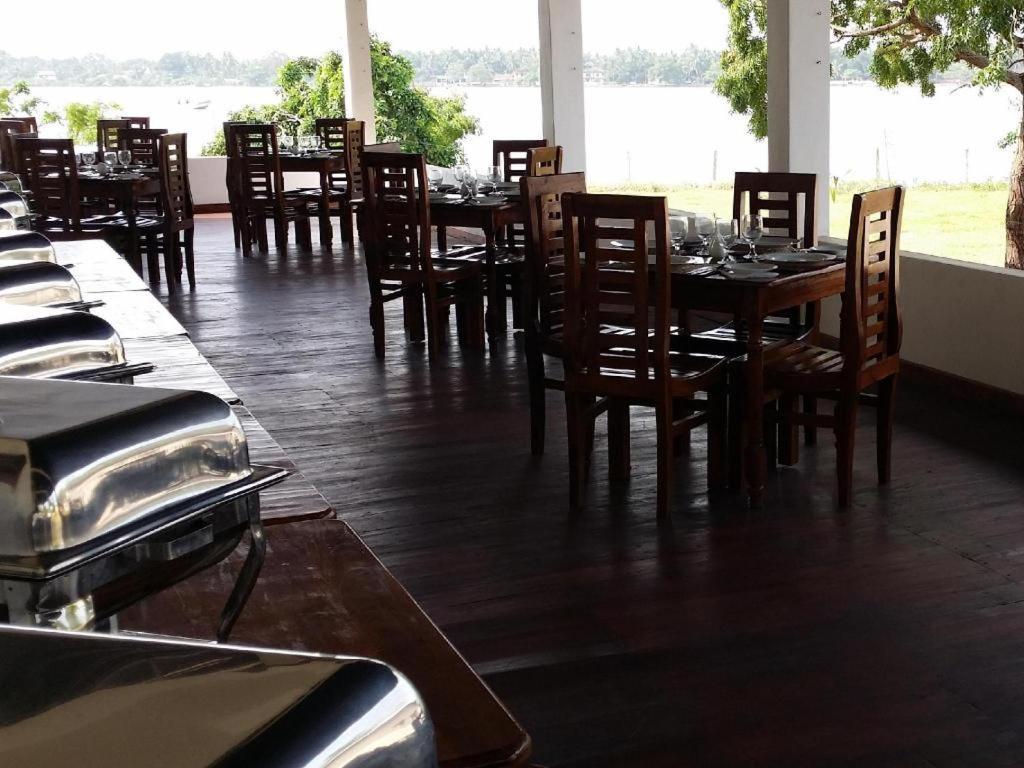 Naaval Hotel Batticaloa Zewnętrze zdjęcie