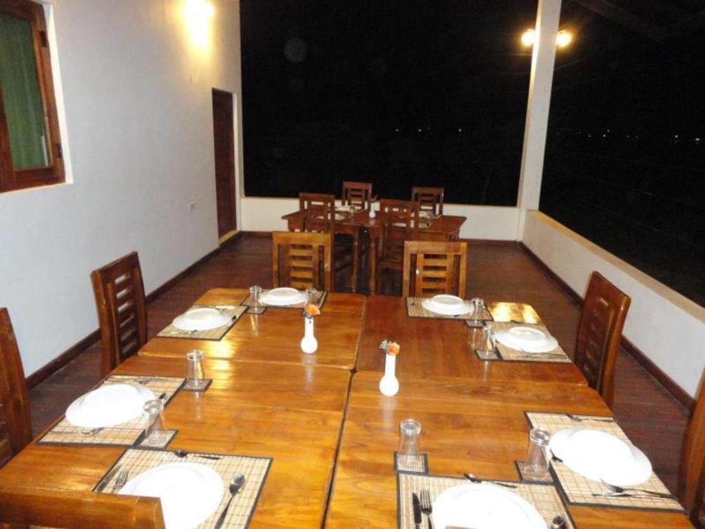 Naaval Hotel Batticaloa Zewnętrze zdjęcie