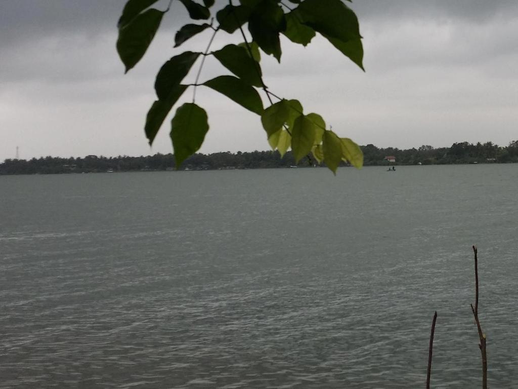 Naaval Hotel Batticaloa Zewnętrze zdjęcie